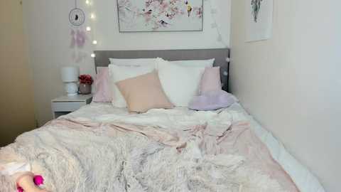 lunaraexo @ stripchat on 20241011