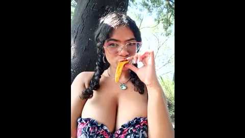 simone_miller @ stripchat on 20241011