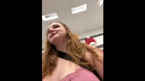 gingersnap33 @ stripchat on 20241012