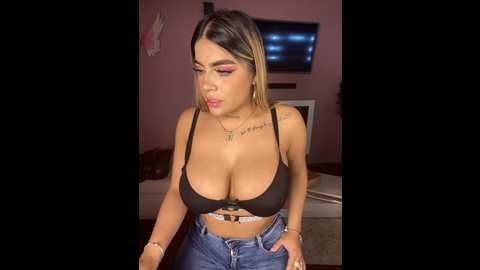 miawhitepink_ @ stripchat on 20241012