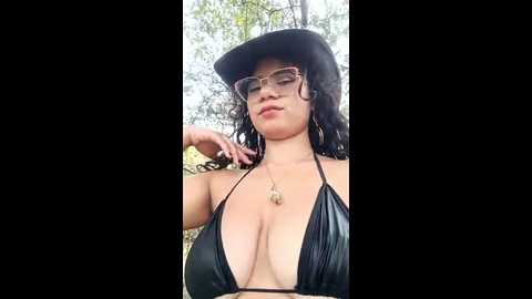 simone_miller @ stripchat on 20241013