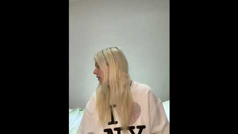 allylove03 @ stripchat on 20241014
