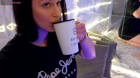 moniqque @ stripchat on 20241014