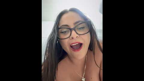 sol_biglips @ stripchat on 20241014