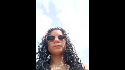simone_miller @ stripchat on 20241015