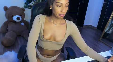 pretty_brownskin @ stripchat on 20241016