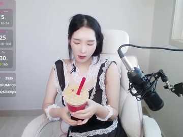 meow_s2 @ stripchat on 20241017