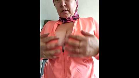 emma_tour @ stripchat on 20241018