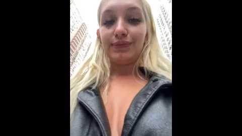 milkyy_wway @ stripchat on 20241018