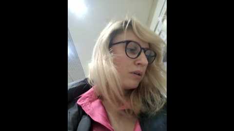kate_risky @ stripchat on 20241019