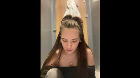 holly_molii @ stripchat on 20241020