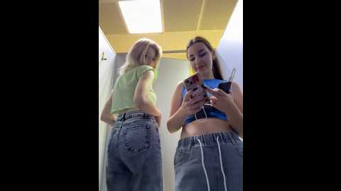 littlebitchess @ stripchat on 20241020