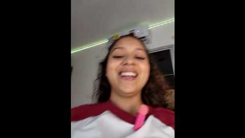 shara_dreams @ stripchat on 20241020