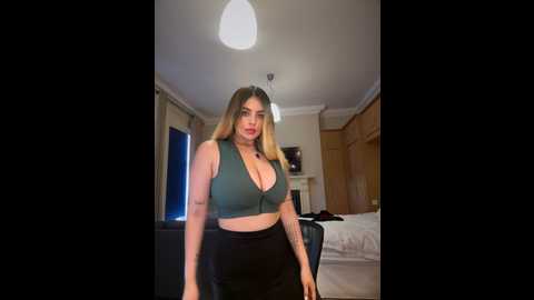 alirawrz @ stripchat on 20241021