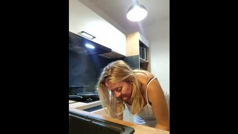 lady_charlyne @ stripchat on 20241021