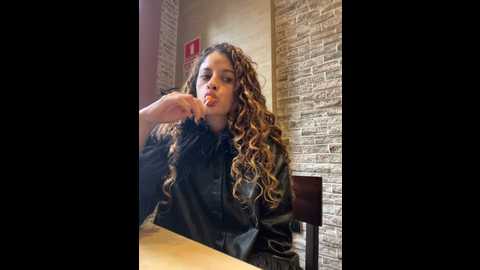 alana15 @ stripchat on 20241022