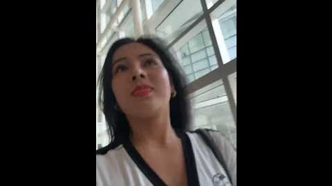 missvogue_010 @ stripchat on 20241022