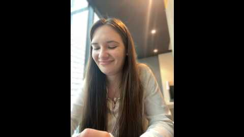 holly_molii @ stripchat on 20241023