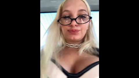 milkyy_wway @ stripchat on 20241023