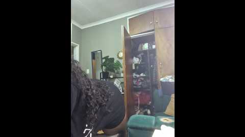 bustygoddess32 @ stripchat on 20241024