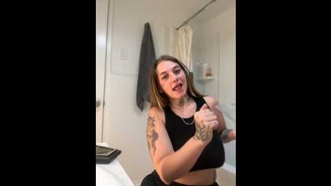 chloetease @ stripchat on 20241024