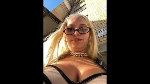 milkyy_wway @ stripchat on 20241024