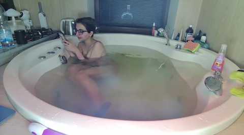 esmerkadin @ stripchat on 20241026