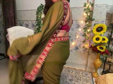 mahimagicdoll_desi @ stripchat on 20241026