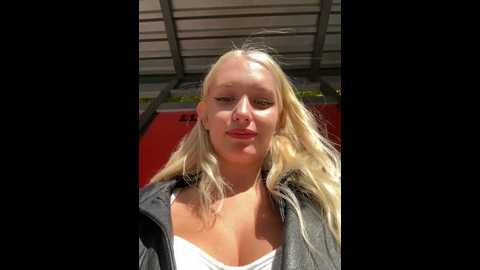 milkyy_wway @ stripchat on 20241027