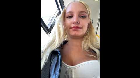 milkyy_wway @ stripchat on 20241027