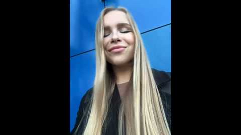 mur_girl @ stripchat on 20241027