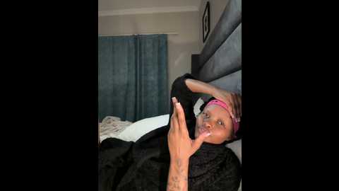 neelo_smith @ stripchat on 20241027