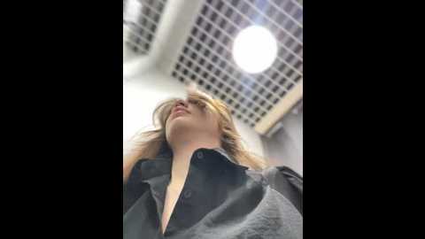 holly_molii @ stripchat on 20241029
