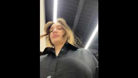 holly_molii @ stripchat on 20241029