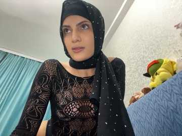 gumusguray @ stripchat on 20241030