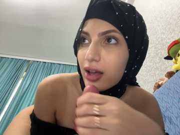 gumusguray @ stripchat on 20241030