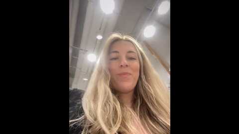 mommmyyummy @ stripchat on 20241030