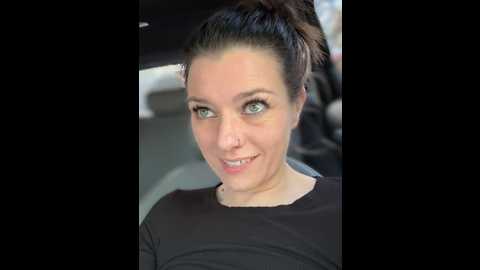 ladylena1 @ stripchat on 20241102