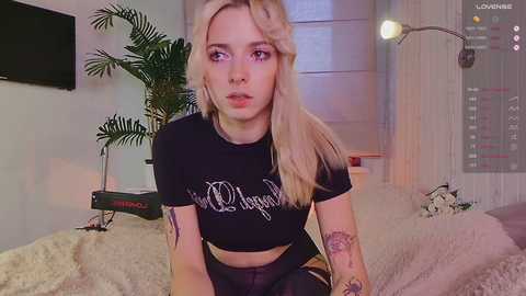 loraadoll @ stripchat on 20241102