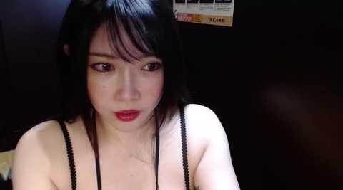 natinatu252525 @ stripchat on 20241102