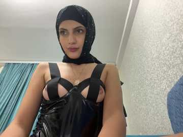 gumusguray @ stripchat on 20241103