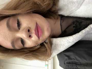 street_young @ stripchat on 20241103