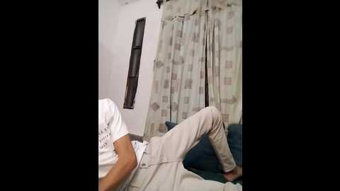 lucecitafantasy2 @ stripchat on 20241104
