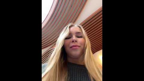 mur_girl @ stripchat on 20241104