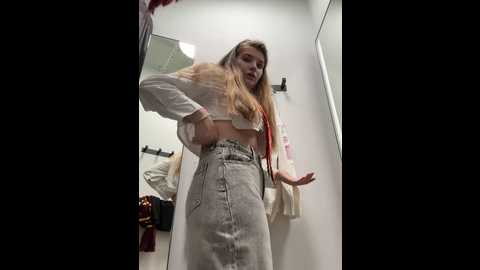 holy_tereza @ stripchat on 20241105