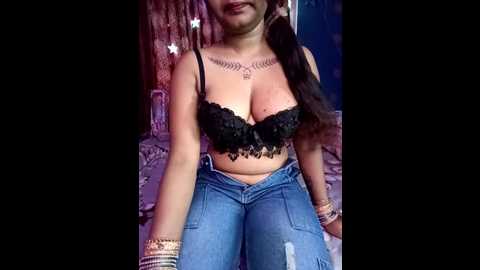 hot_urvi @ stripchat on 20241105