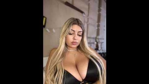 yaramoon_ @ stripchat on 20241105