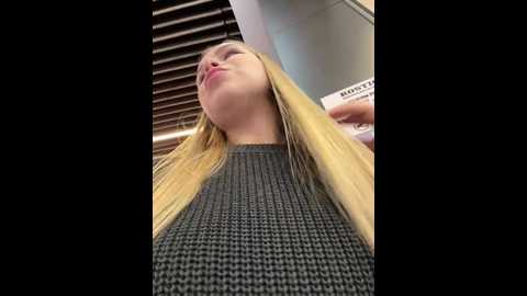 mur_girl @ stripchat on 20241106