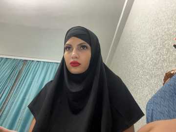 gumusguray @ stripchat on 20241109