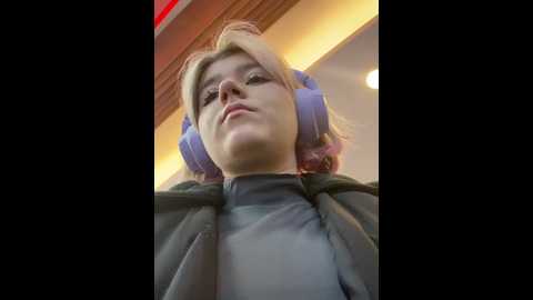 baby__naughty @ stripchat on 20241112